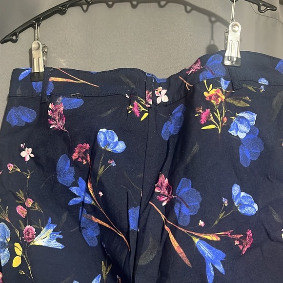 Lily Morgan Pants - Picture 5 of 7